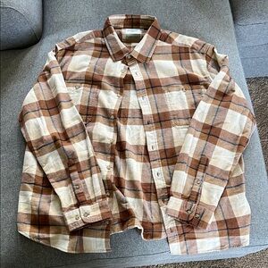 Goodfellow & Co Cream & Tan Button Down Flannel